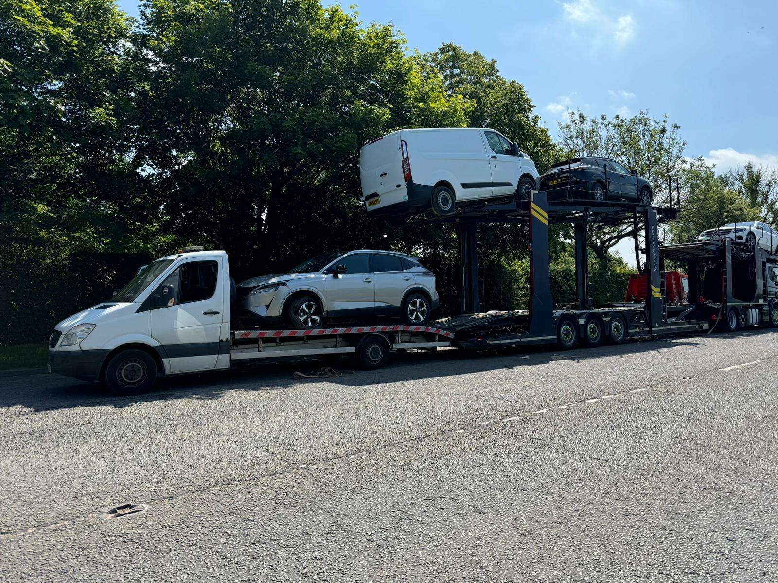 Fast Car Recovery service including roadside assistance, breakdown recovery, vehicle recovery, car towing, van recovery, and emergency car services in Manchester, Liverpool, and surrounding areas
Breakdown and recovery service
Car Recovery near me 